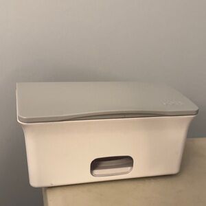 Ubbi Wipe Dispenser